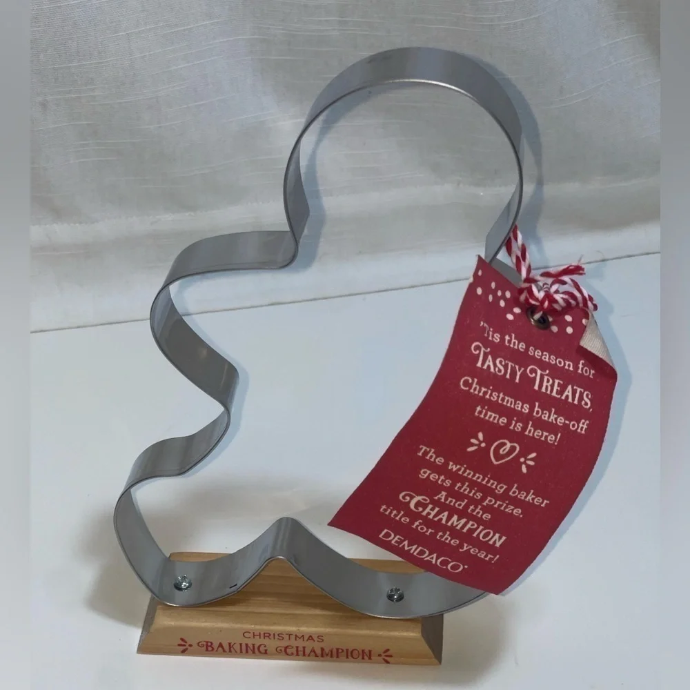 Best Cookie Baker Prize Christmas baking champion- Demdaco